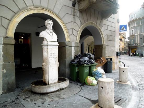 Monumento a Pietro Ruggeri Da Stabello